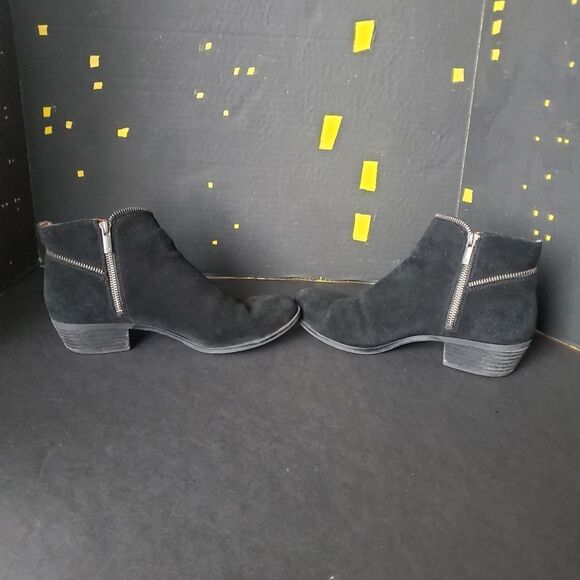Lucky Brand Black Suede Ankle Booties - Picture 6 of 12